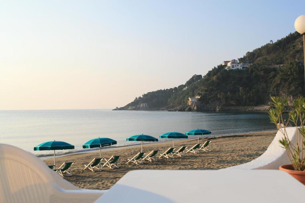 Hotel Club Poseidon Staletti Luaran gambar