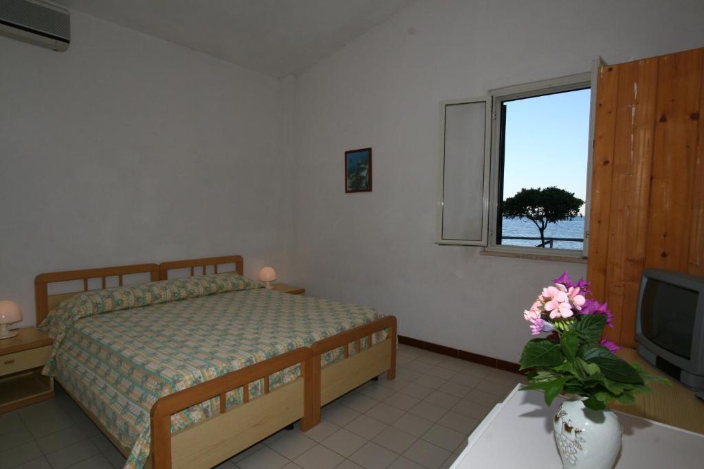 Hotel Club Poseidon Staletti Bilik gambar